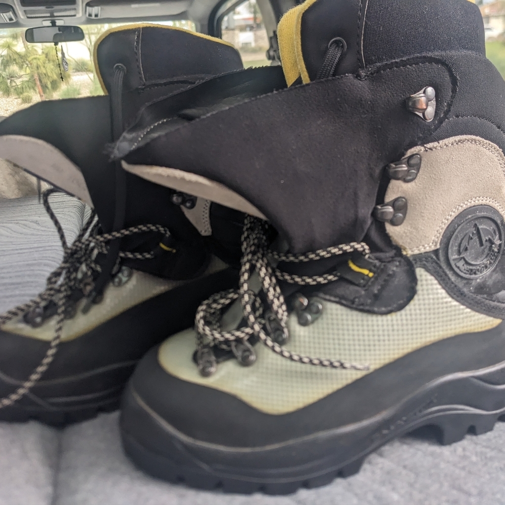 La sportiva mountaineering boots